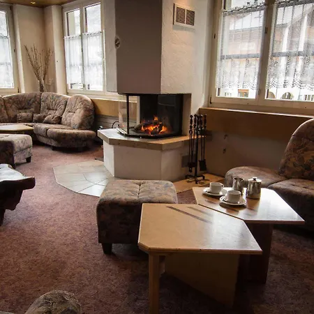 Berghof Garni - The Dom Collection Saas-Fee