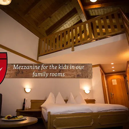 Berghof Garni - The Dom Collection B&B Saas Fee