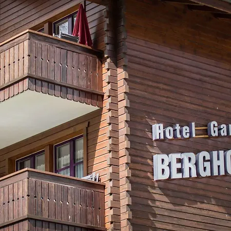 Berghof Garni - The Dom Collection Saas Fee