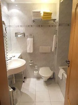 Berghof Garni - The Dom Collection Saas Fee