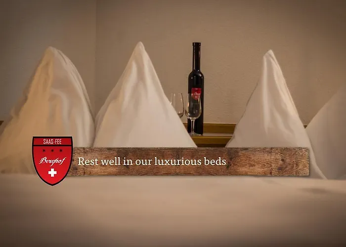 Oda ve Kahvaltı Berghof Garni - The Dom Collection Saas Fee