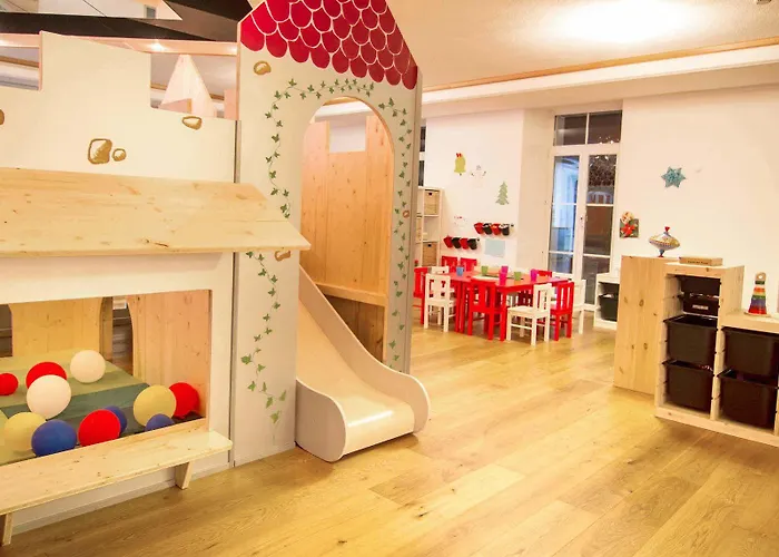 Berghof Garni - The Dom Collection Oda ve Kahvaltı